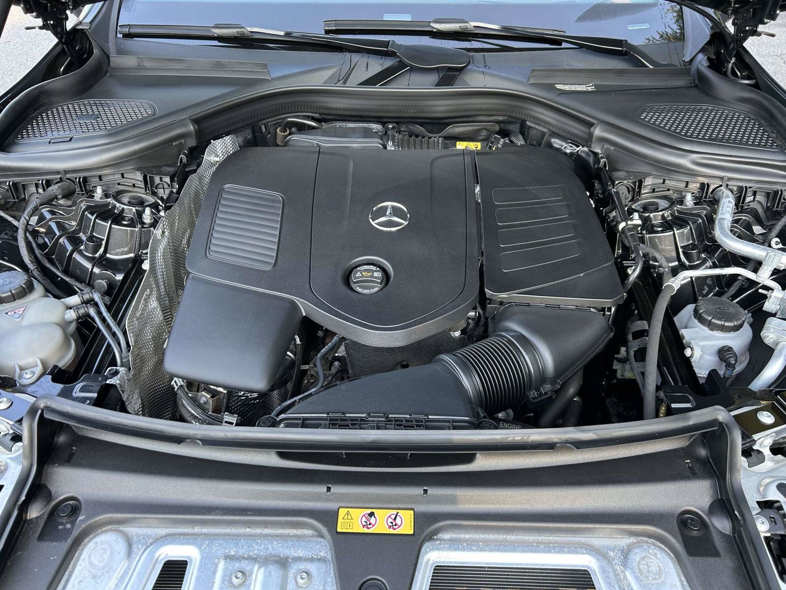 Used 2024 Mercedes-Benz GLC 300 4MATIC image 53