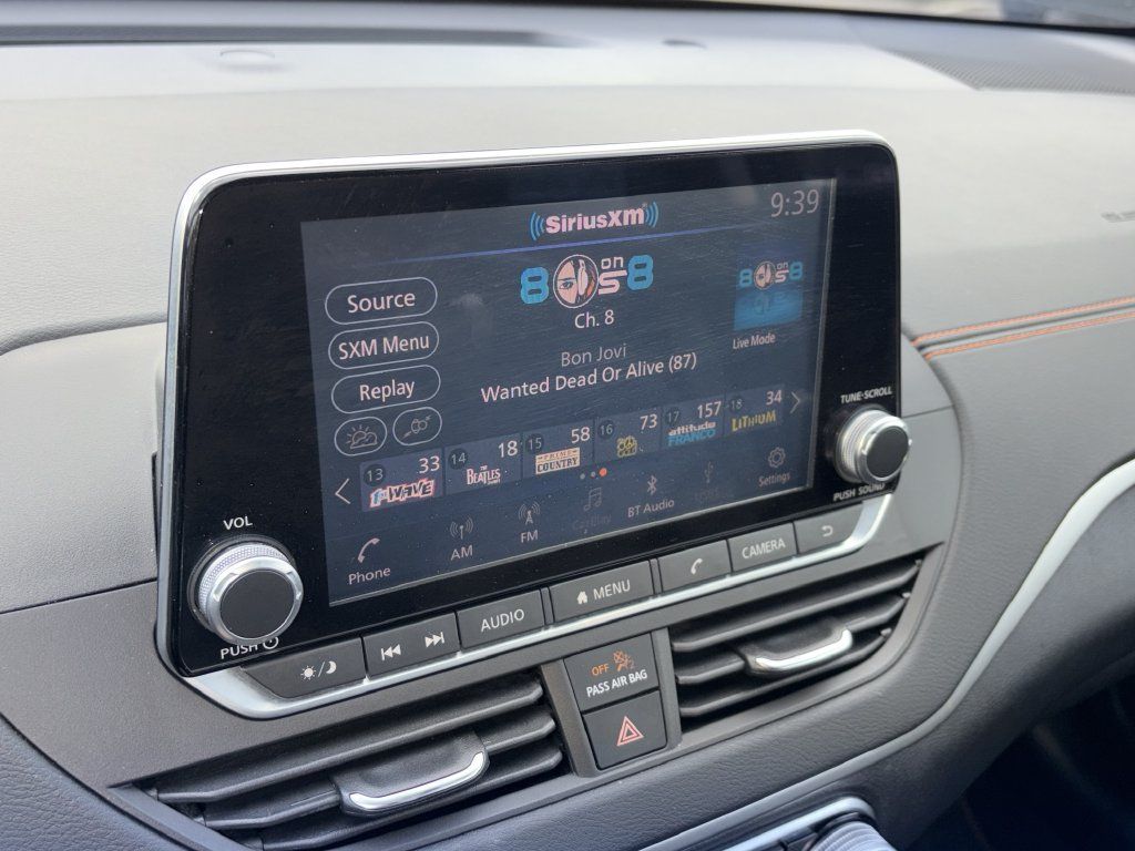 Used 2020 Nissan Altima 2.5 SR FWD image 3