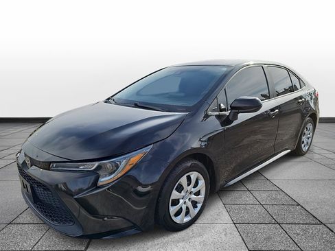 Used 2022 Toyota Corolla LE w/ Carpet Mat Package (TMS) image 1