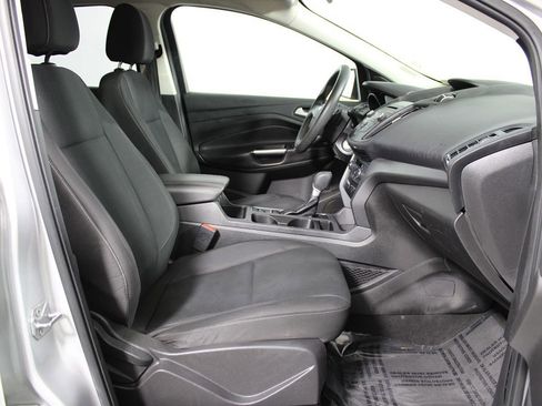 Used 2017 Ford Escape SE FWD image 10