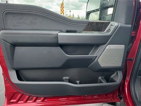 New 2025 Ford F250 Lariat w/ Lariat Ultimate Package image 23
