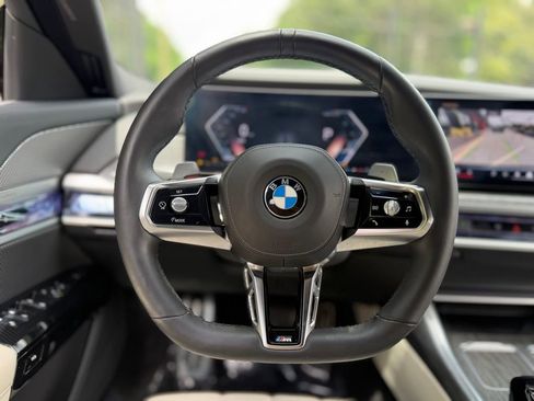 Used 2024 BMW 760i xDrive w/ Executive Package AWD/4WD image 47