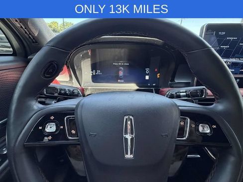 Used 2025 Lincoln Corsair Reserve w/ Jet Appearance Package AWD/4WD image 31