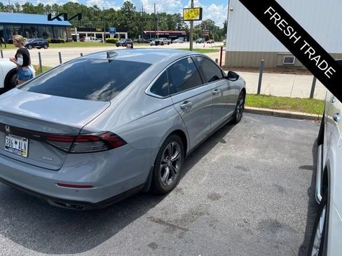 Used 2024 Honda Accord EX-L image 2