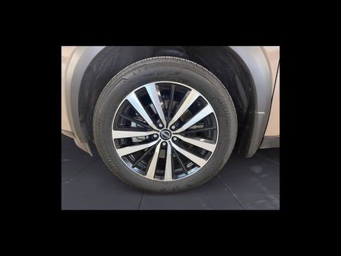 Used 2023 Nissan Pathfinder Platinum AWD/4WD image 10