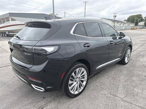 Used 2024 Buick Envision Avenir AWD/4WD image 4