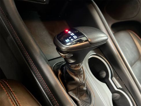 Used 2024 Dodge Durango GT image 18