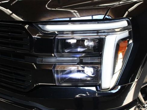Used 2024 Ford F150 Platinum w/ Equipment Group 702A High AWD/4WD image 5