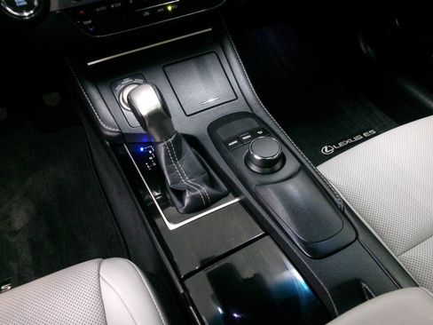 Used 2017 Lexus ES 350 Base 4dr Sedan image 33