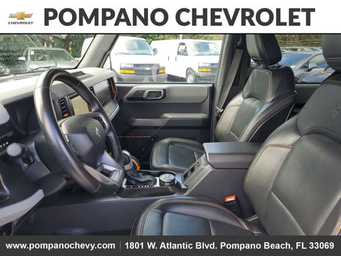 Used 2023 Ford Bronco Badlands image 19