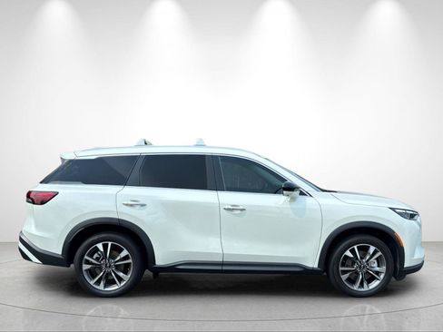 Used 2025 INFINITI QX60 Luxe w/ Lighting Package (N94) FWD image 6