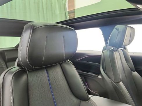 Used 2025 Cadillac Lyriq Sport AWD/4WD image 23