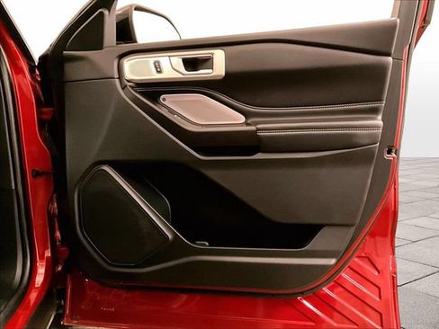 Used 2020 Ford Explorer ST w/ ST Street Pack AWD/4WD image 24