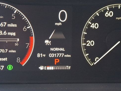 Used 2025 Honda Pilot EX-L image 23