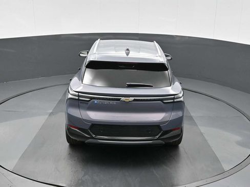 New 2026 Chevrolet Equinox EV LT image 16