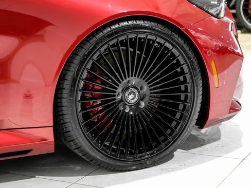 Used 2025 BMW M5 w/ Carbon Package image 48