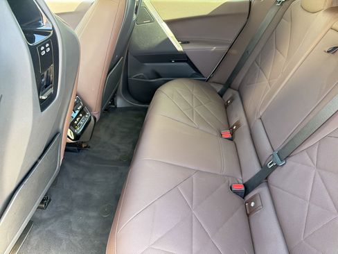 Used 2023 BMW iX xDrive50 w/ Premium Package image 27