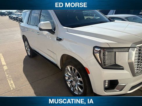 Used 2021 GMC Yukon Denali w/ Denali Premium Package AWD/4WD image 4