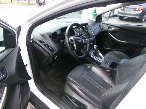 Used 2012 Ford Focus SEL image 9