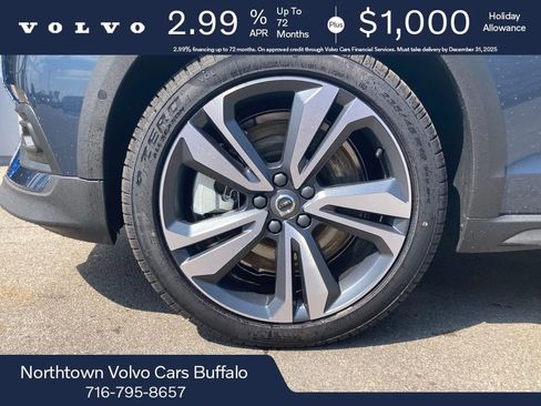 New 2026 Volvo V60 B5 Cross Country Plus w/ Protection Package Premier image 8