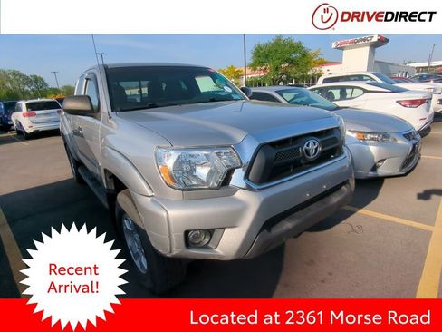 Used 2015 Toyota Tacoma 4x4 Access Cab V6 w/ SR5 Package image 1