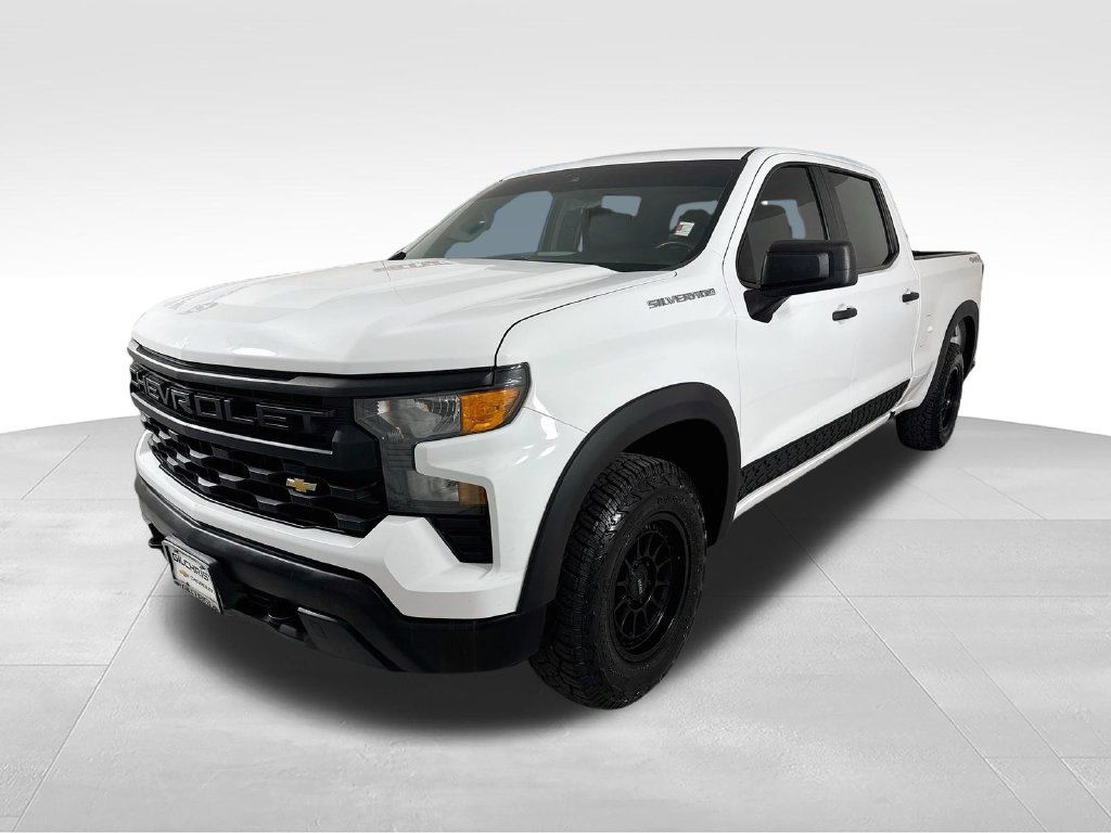 Used 2023 Chevrolet Silverado 1500 W/T AWD/4WD image 3