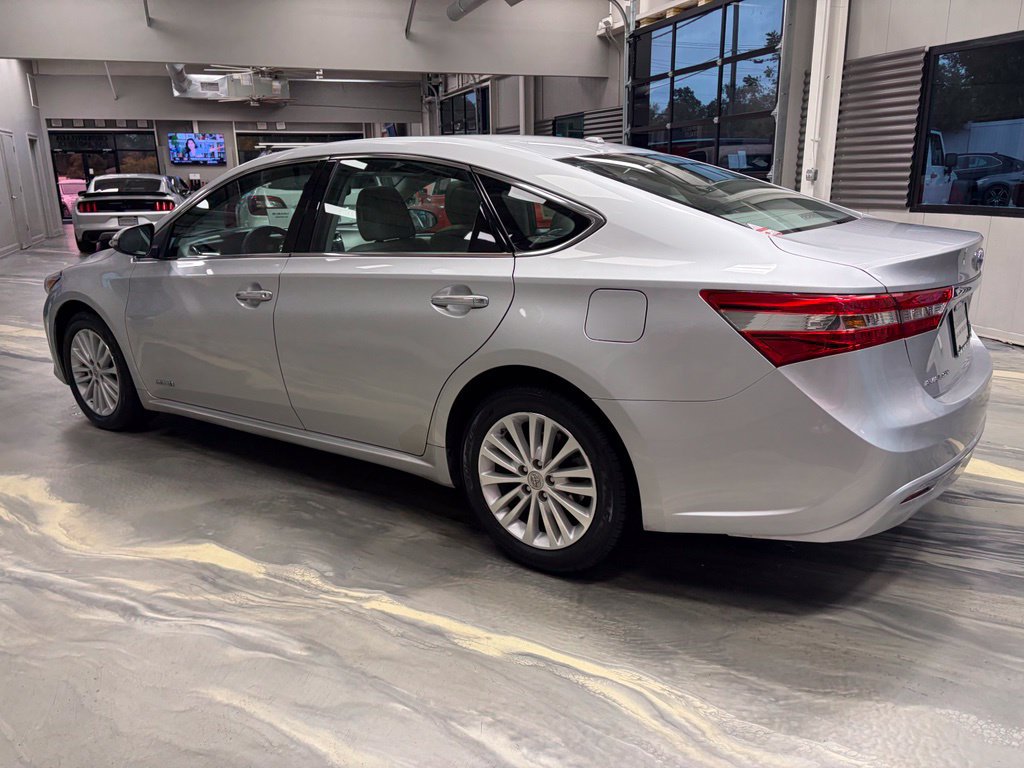 Used 2014 Toyota Avalon XLE Touring FWD image 37