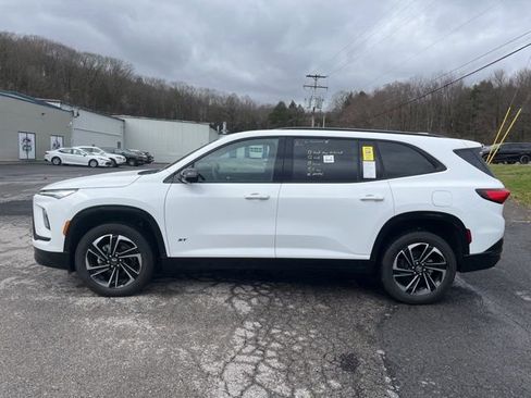 Used 2025 Buick Enclave Sport Touring image 9