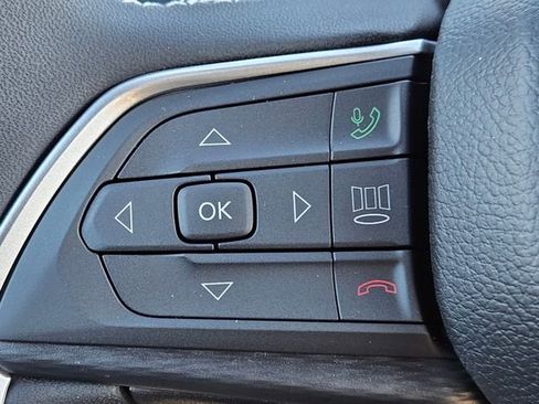 New 2025 Jeep Grand Cherokee L Laredo image 26