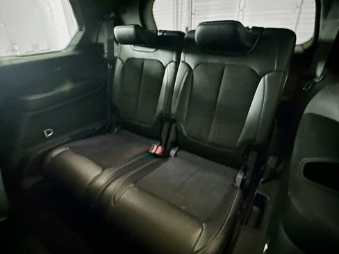 Used 2024 Jeep Grand Cherokee L Laredo image 28