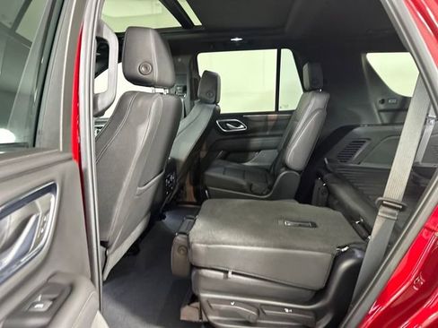 Used 2023 Chevrolet Tahoe Z71 w/ Luxury Package image 25