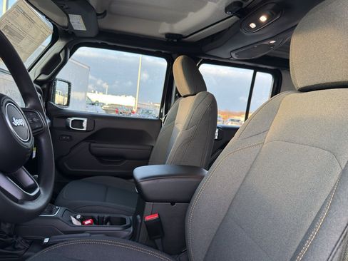 New 2026 Jeep Wrangler Sport AWD/4WD image 25