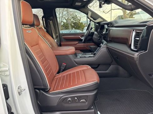 Used 2024 GMC Sierra 2500 Denali Ultimate image 36