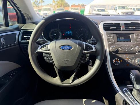 Used 2016 Ford Fusion S FWD image 27