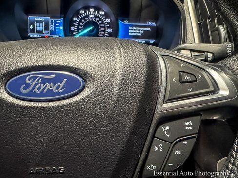 Used 2024 Ford Edge SEL image 19