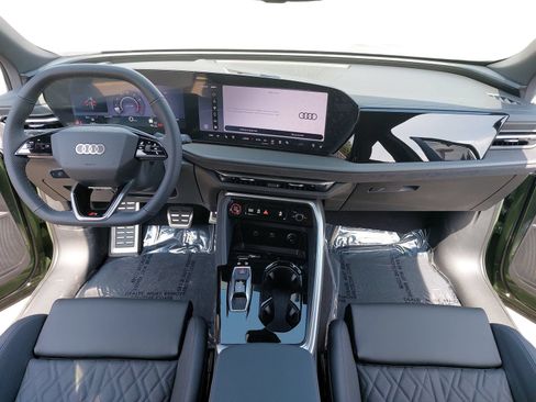 New 2026 Audi SQ5 Premium Plus AWD/4WD image 9