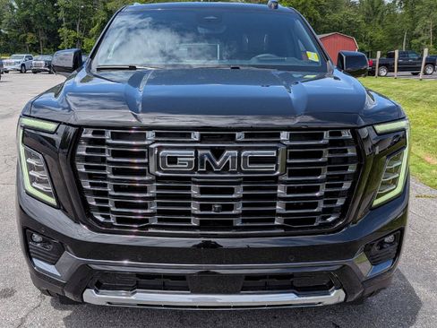 New 2026 GMC Yukon Denali Ultimate AWD/4WD image 2