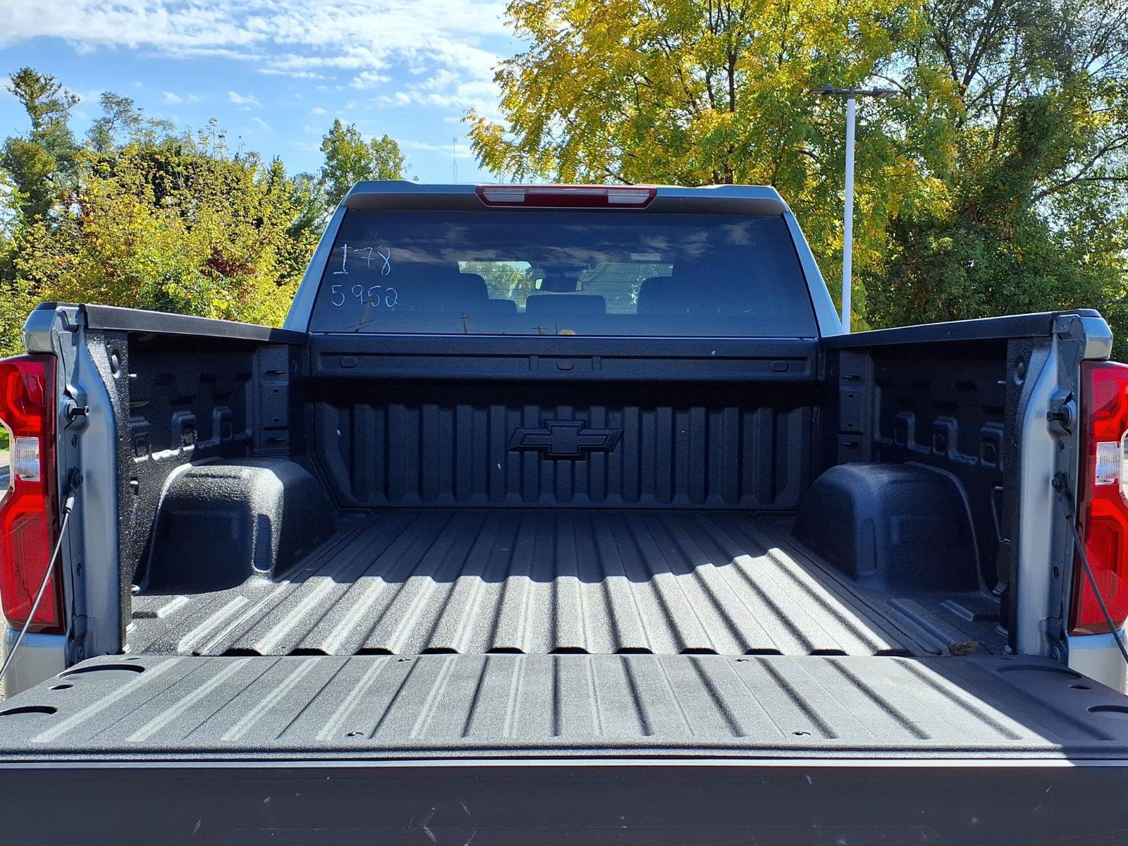 New 2026 Chevrolet Silverado 1500 RST w/ RST Select Package AWD/4WD image 8