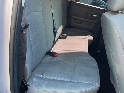 Used 2014 RAM 1500 Classic SLT RWD image 26