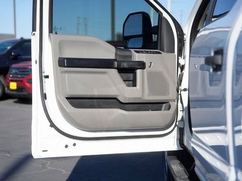 Certified 2019 Ford F350 XL w/ Power Equipment Group image 29