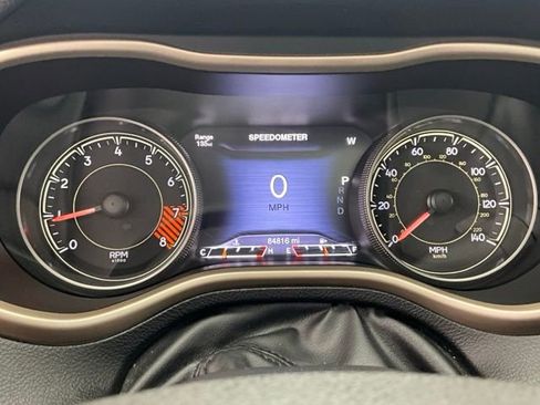 Used 2014 Jeep Cherokee Limited w/ Luxury Group image 8