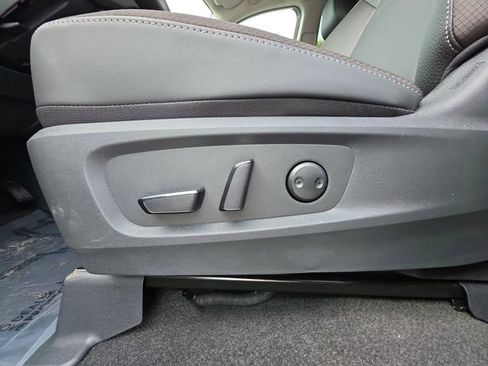 New 2026 Nissan Pathfinder SL image 14