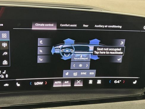 Used 2025 Audi SQ6 e-tron Premium Plus w/ Premium Plus image 20