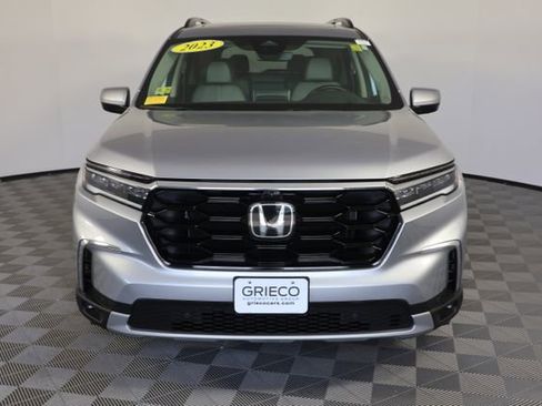 Used 2023 Honda Pilot Elite image 3