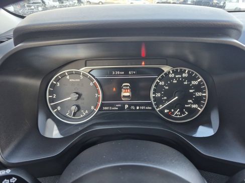 Used 2024 Nissan Rogue SV image 20