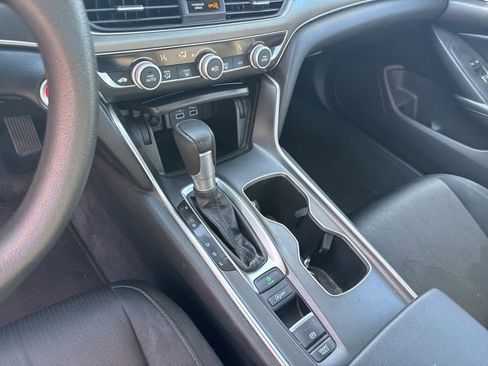 Used 2022 Honda Accord LX image 19