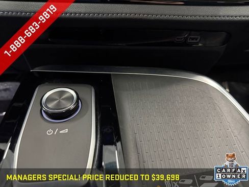 Certified 2025 Buick Enclave Sport Touring AWD/4WD image 18