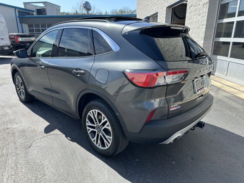 Used 2020 Ford Escape SEL AWD/4WD image 5