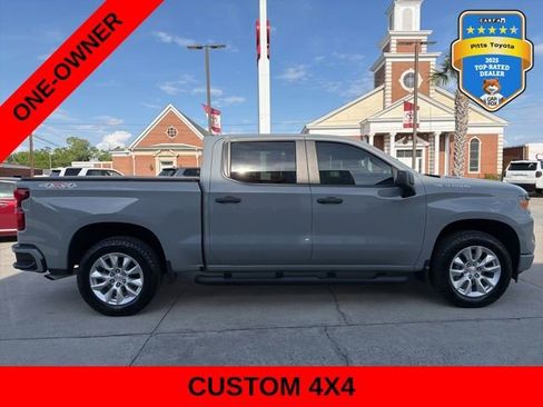 Used 2024 Chevrolet Silverado 1500 Custom image 4