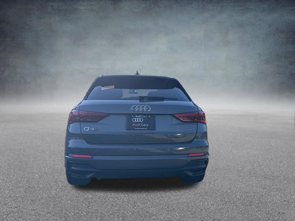 Used 2019 Audi Q3 2.0T Premium Plus w/ Premium Plus Package AWD/4WD image 4